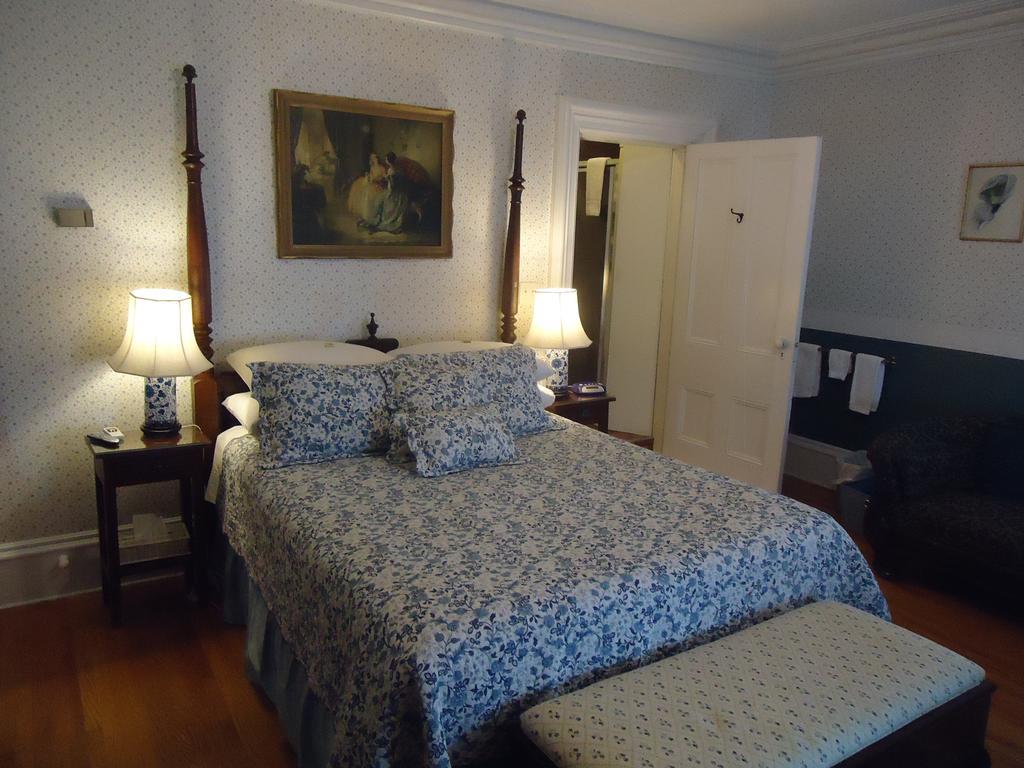 Governor'S Mansion Inn Miramichi Habitación foto
